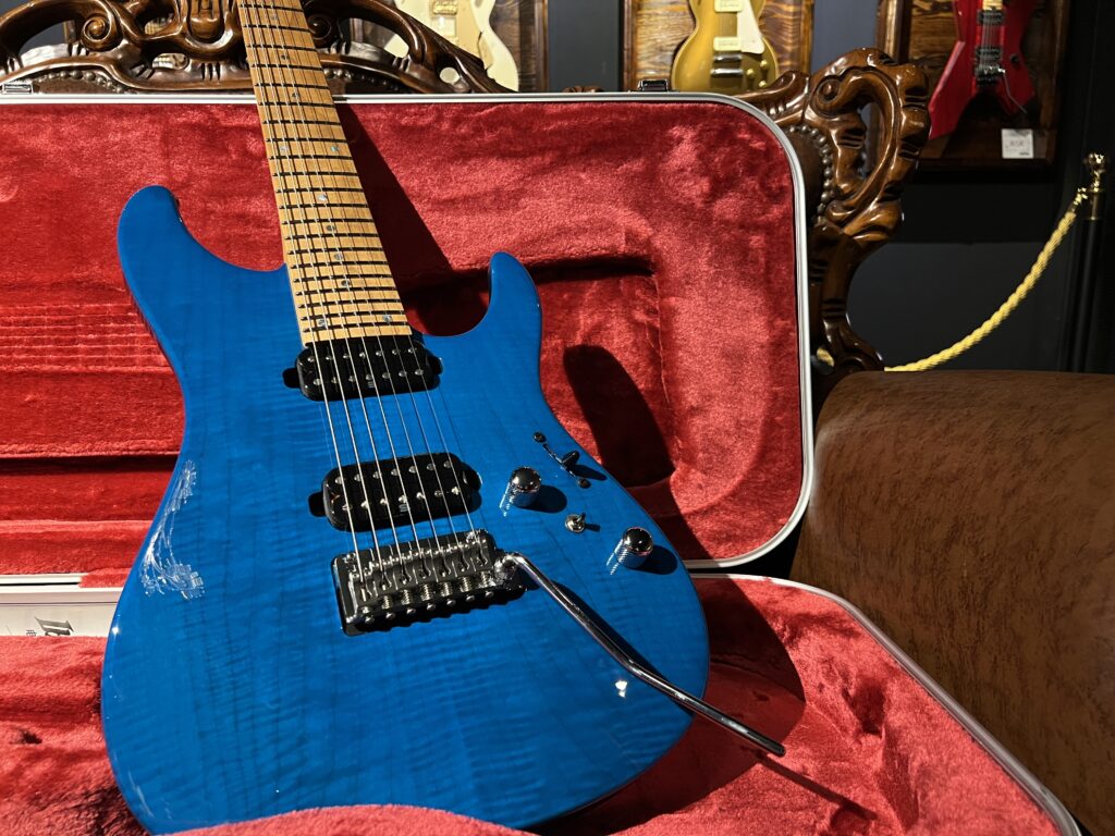 神奈川県川崎市より、Ibanez AZシリーズ MM7 エレキギターを買取させて 